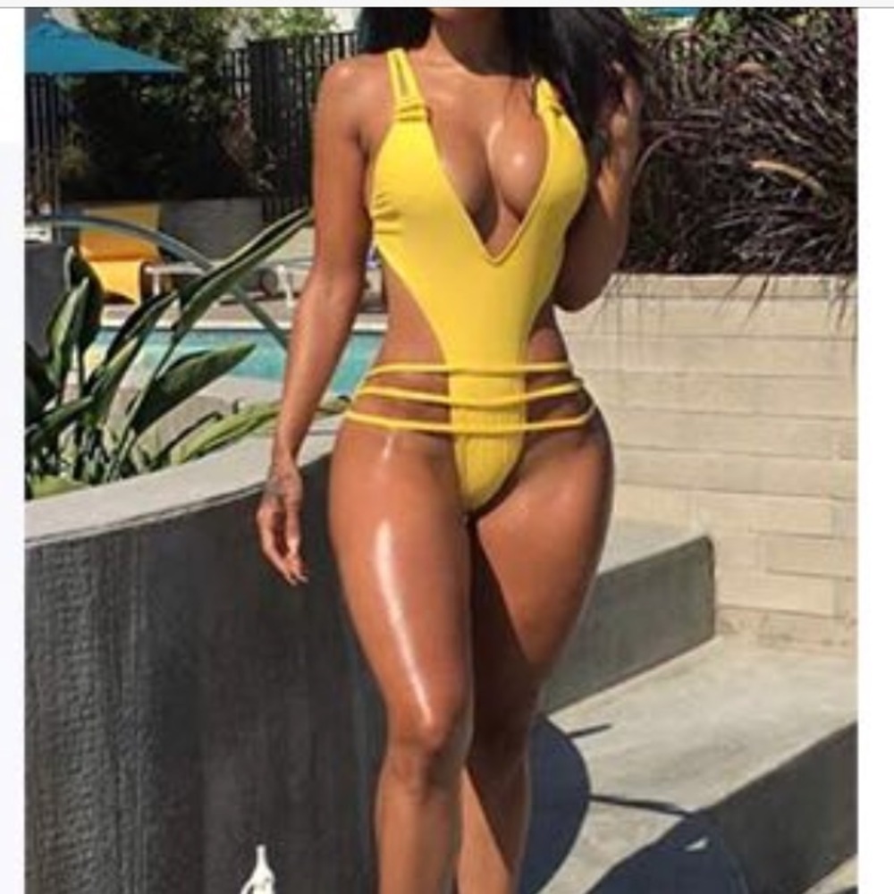 Women’s sexy bathing suit NWT